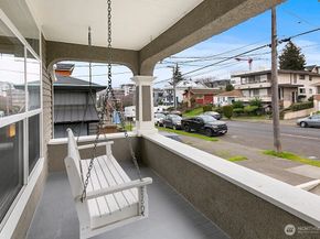 3936 Woodland Park Avenue N, Seattle WA 98103