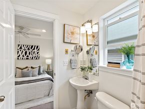 9239 Ashworth Avenue N B, Seattle WA 98103