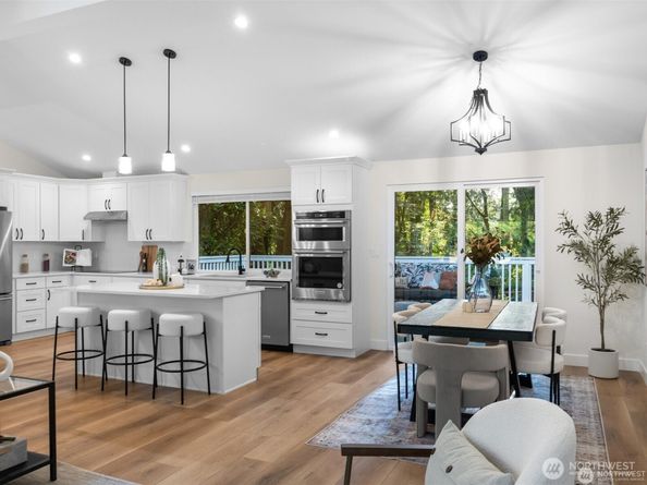 3432 175th Avenue NE, Redmond WA 98052