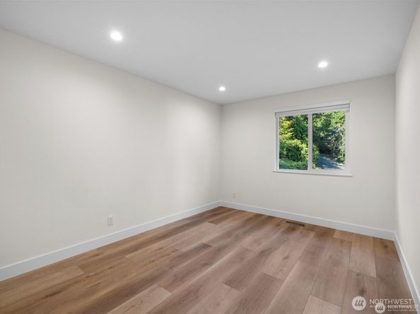 3432 175th Avenue NE, Redmond WA 98052