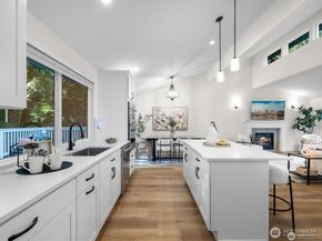 3432 175th Avenue NE, Redmond WA 98052