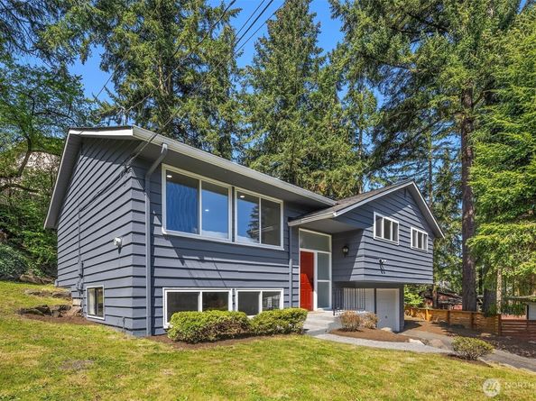 1136 N 146th Place, Shoreline WA 98133