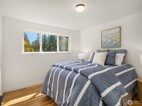 1136 N 146th Place, Shoreline WA 98133