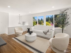 1136 N 146th Place, Shoreline WA 98133