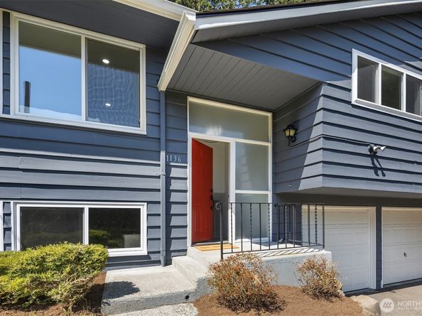 1136 N 146th Place, Shoreline WA 98133