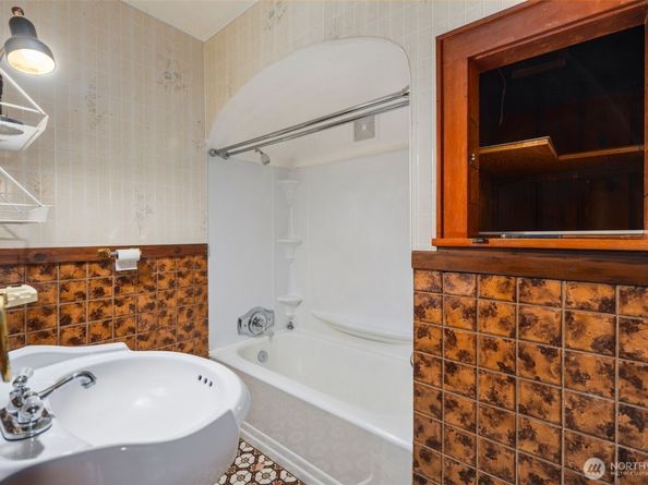 4422 Glenwood Avenue, Everett WA 98203