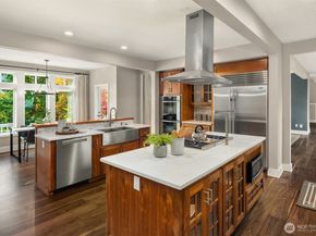 26133 NE 34th Street, Redmond WA 98053