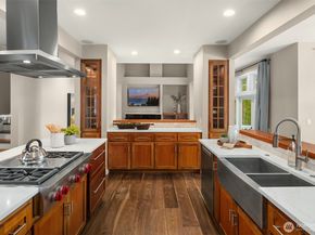 26133 NE 34th Street, Redmond WA 98053