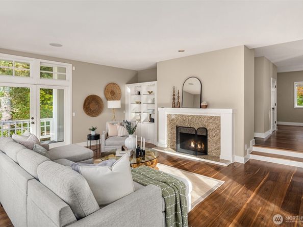 26133 NE 34th Street, Redmond WA 98053