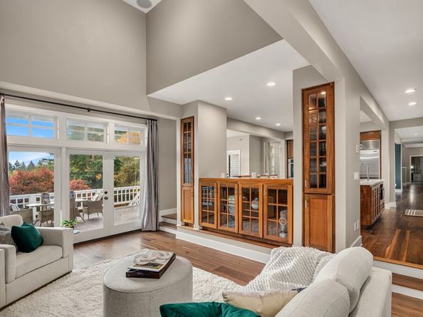 26133 NE 34th Street, Redmond WA 98053