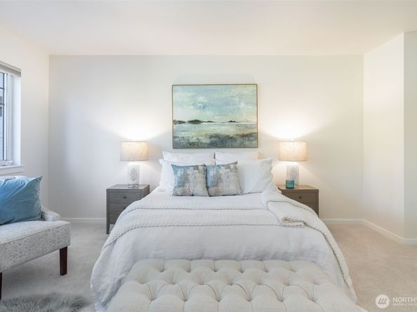636 Janelle Place NW, Bainbridge Island WA 98110