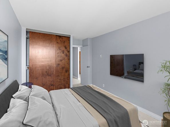 2100 3rd Avenue 1803, Seattle WA 98121