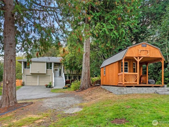 10211 NE Roberts Road, Bainbridge Island WA 98110