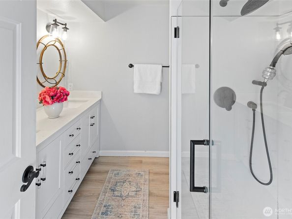 10211 NE Roberts Road, Bainbridge Island WA 98110