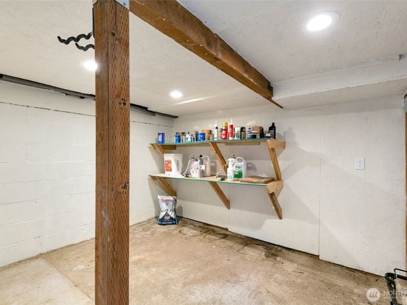 13761 30th Avenue NE, Seattle WA 98125