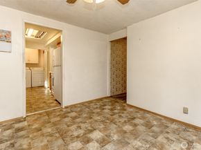 1323 SW 113th Street, Seattle WA 98146
