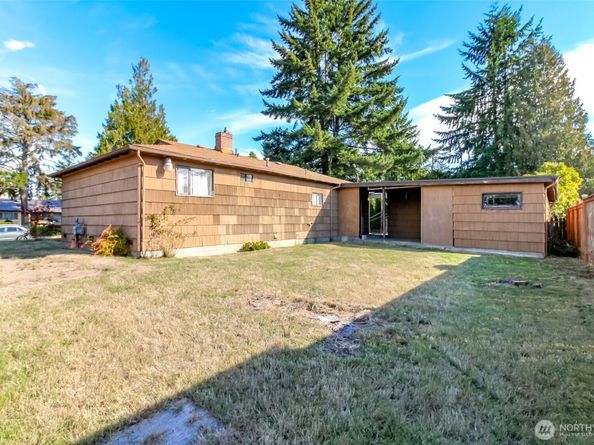 1323 SW 113th Street, Seattle WA 98146