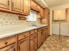 1323 SW 113th Street, Seattle WA 98146