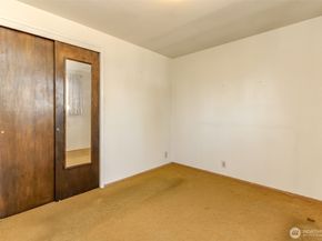 1323 SW 113th Street, Seattle WA 98146