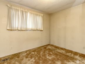 1323 SW 113th Street, Seattle WA 98146