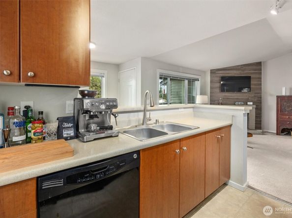 12404 E Gibson Road H301, Everett WA 98204