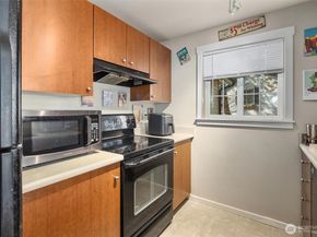 12404 E Gibson Road H301, Everett WA 98204