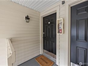 12404 E Gibson Road H301, Everett WA 98204