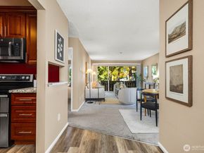 4823 180th Street SW H203, Lynnwood WA 98037