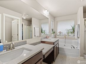 2430 Puget Sound Boulevard, Bremerton WA 98312