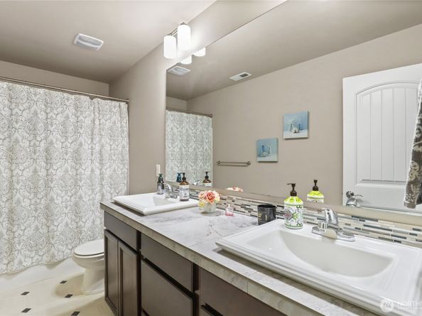 2430 Puget Sound Boulevard, Bremerton WA 98312