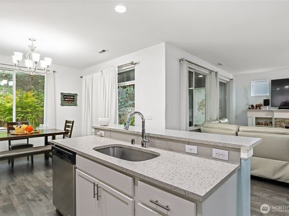 2430 Puget Sound Boulevard, Bremerton WA 98312