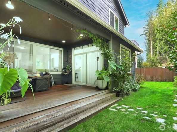 2430 Puget Sound Boulevard, Bremerton WA 98312