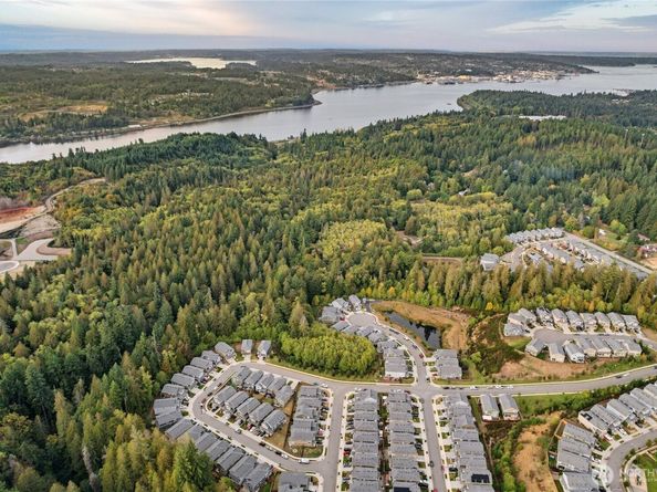 2430 Puget Sound Boulevard, Bremerton WA 98312