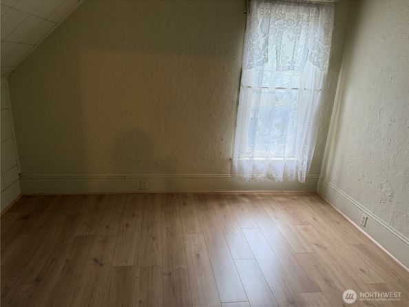 1008 E Denny Way, Seattle WA 98122