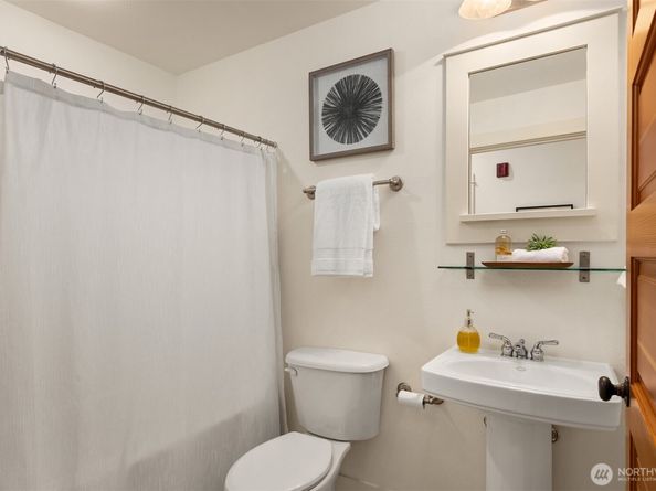 144 Hall Brothers Loop NW 101, Bainbridge Island WA 98110