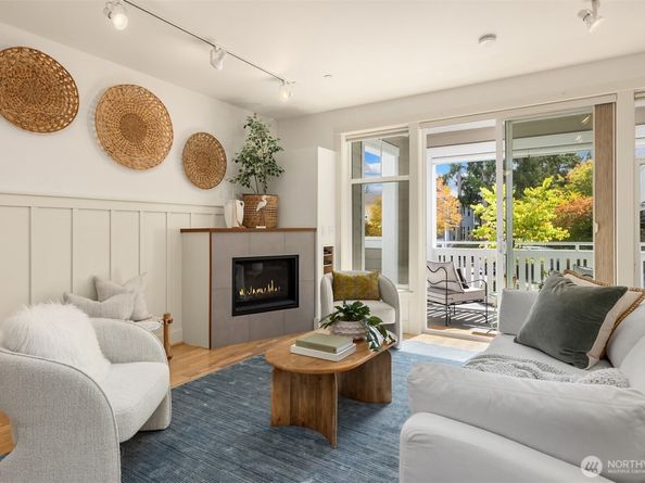 144 Hall Brothers Loop NW 101, Bainbridge Island WA 98110