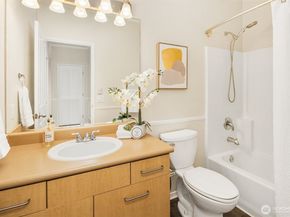 710 240th Way SE G201, Sammamish WA 98074
