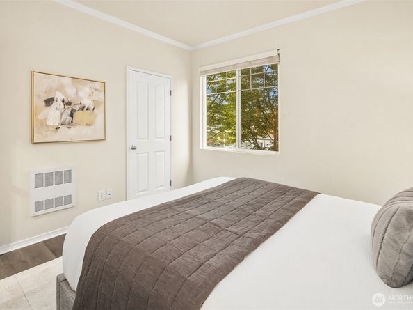 710 240th Way SE G201, Sammamish WA 98074