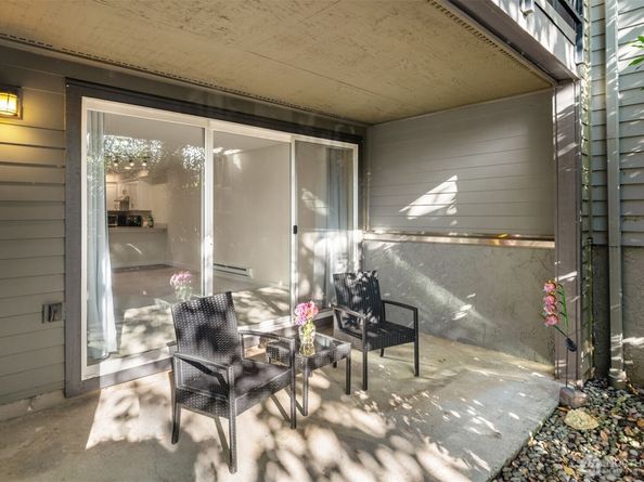 12014 98th Avenue NE 101, Kirkland WA 98034
