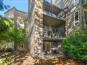 12014 98th Avenue NE 101, Kirkland WA 98034
