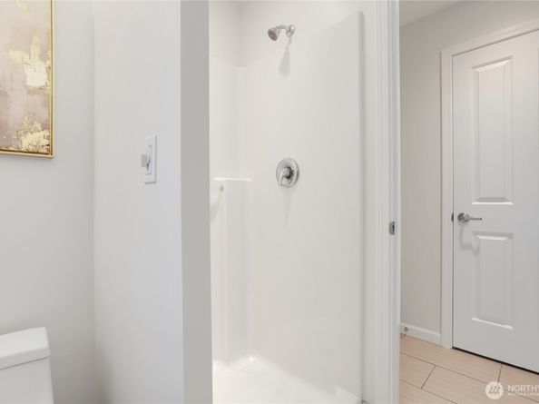 7523 143rd Avenue NE, Redmond WA 98052