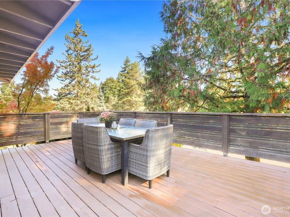7523 143rd Avenue NE, Redmond WA 98052