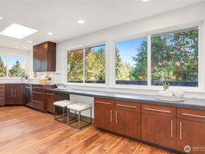 7523 143rd Avenue NE, Redmond WA 98052