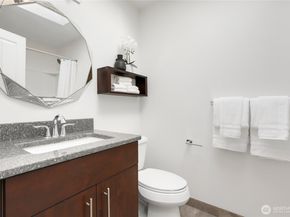 7523 143rd Avenue NE, Redmond WA 98052