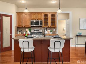 2258 250th Place SE, Sammamish WA 98075