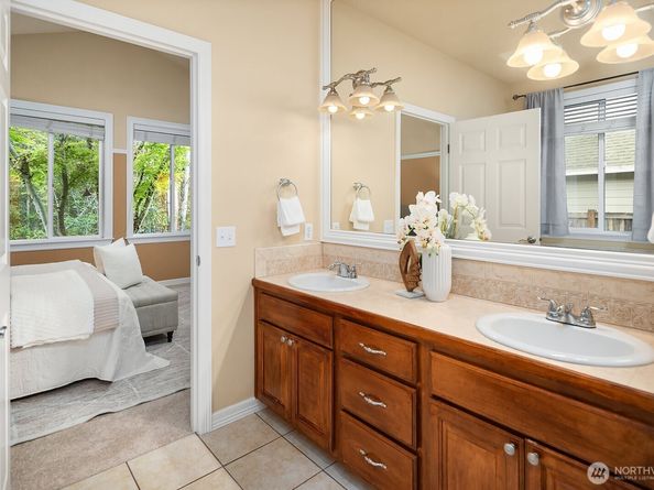 2258 250th Place SE, Sammamish WA 98075
