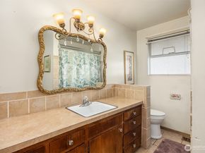 5919 19th Avenue S, Seattle WA 98108