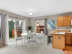 1612 Hollow Dale Place 2C, Everett WA 98204
