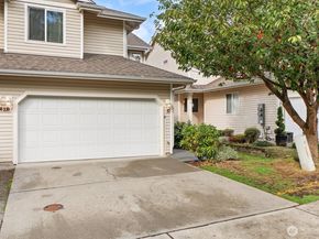 1612 Hollow Dale Place 2C, Everett WA 98204