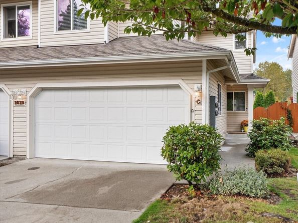 1612 Hollow Dale Place 2C, Everett WA 98204